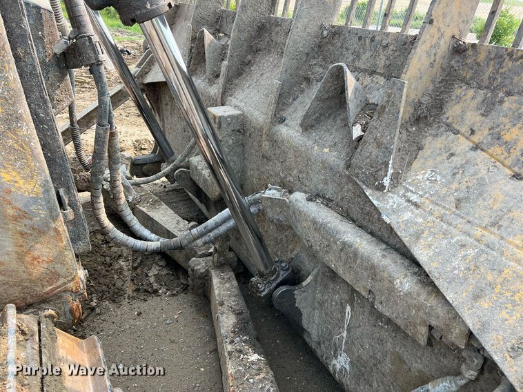 image for item LI9785 2018 Caterpillar D6T XW  dozer