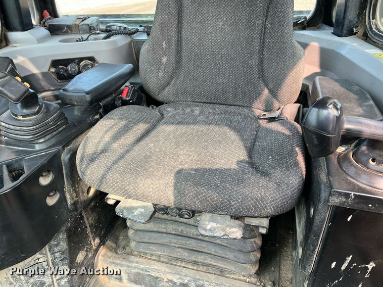 image for item LI9785 2018 Caterpillar D6T XW  dozer