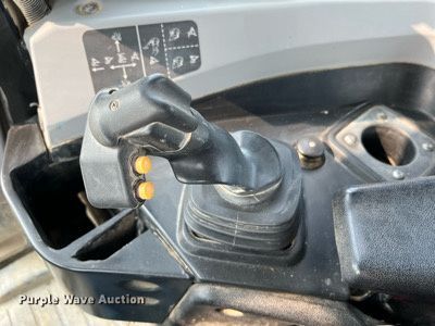 image for item LI9785 2018 Caterpillar D6T XW  dozer