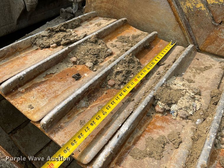 image for item LI9785 2018 Caterpillar D6T XW  dozer