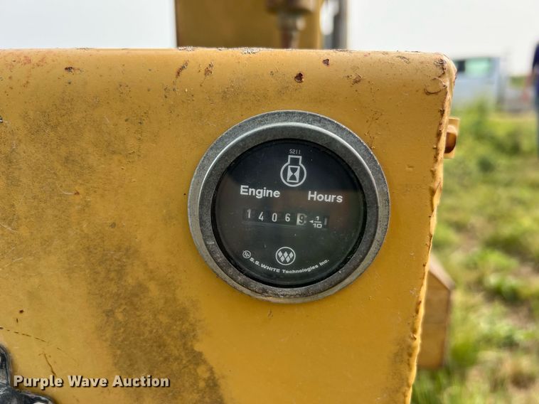 image for item LI9786 2000 Tarpomatic Columbia  tarp system