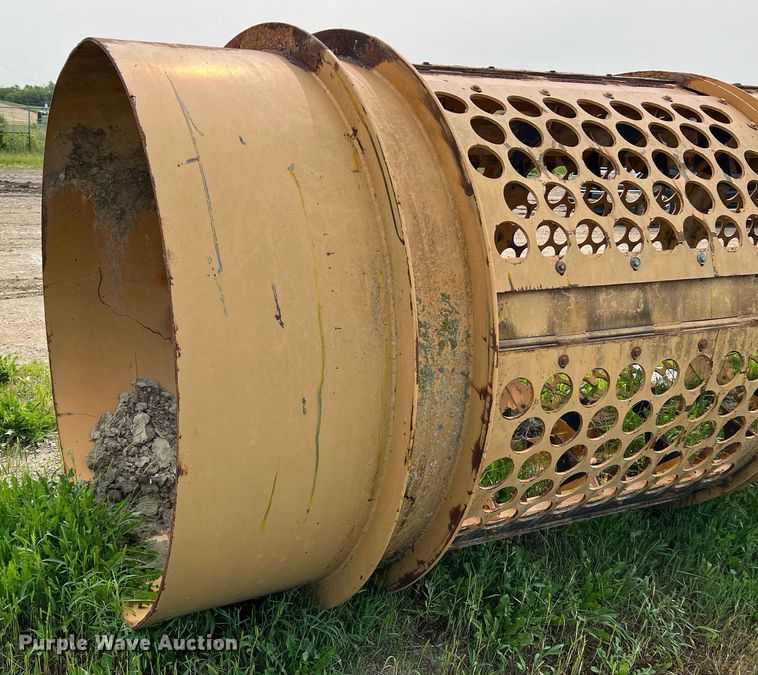 image for item LI9788 Wildcat  trommel screen drum