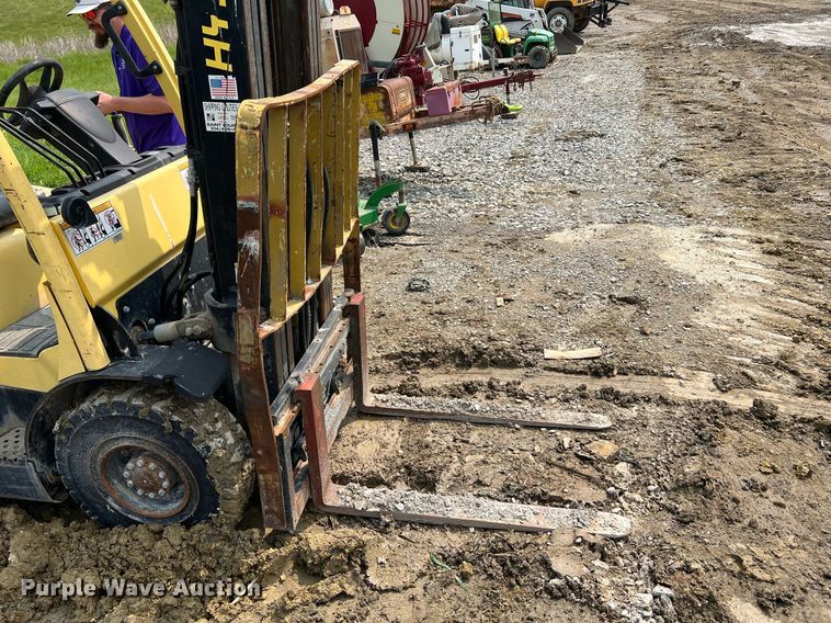 image for item LI9790 Hyster H50FT  forklift