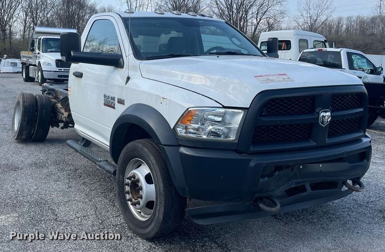 image for item LJ9601 2018 Dodge Ram 5500HD  truck cab and chassis