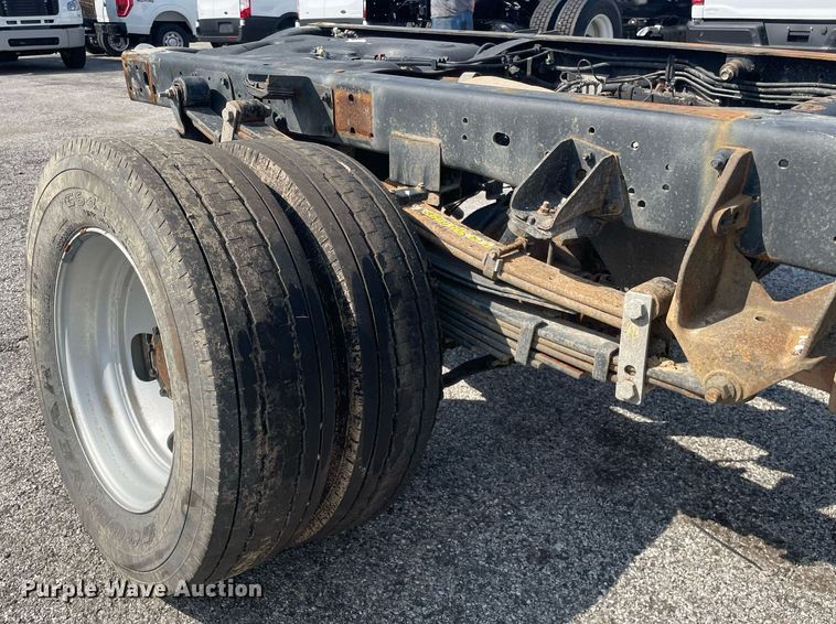 image for item LJ9601 2018 Dodge Ram 5500HD  truck cab and chassis