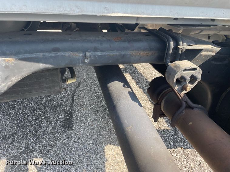 image for item LJ9601 2018 Dodge Ram 5500HD  truck cab and chassis