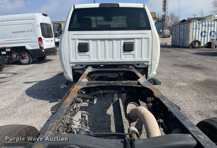 image for item LJ9601 2018 Dodge Ram 5500HD  truck cab and chassis