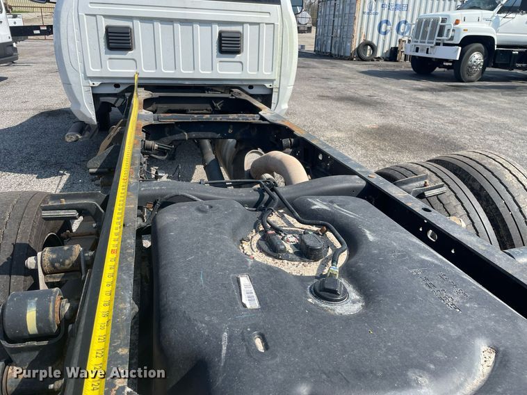 image for item LJ9601 2018 Dodge Ram 5500HD  truck cab and chassis