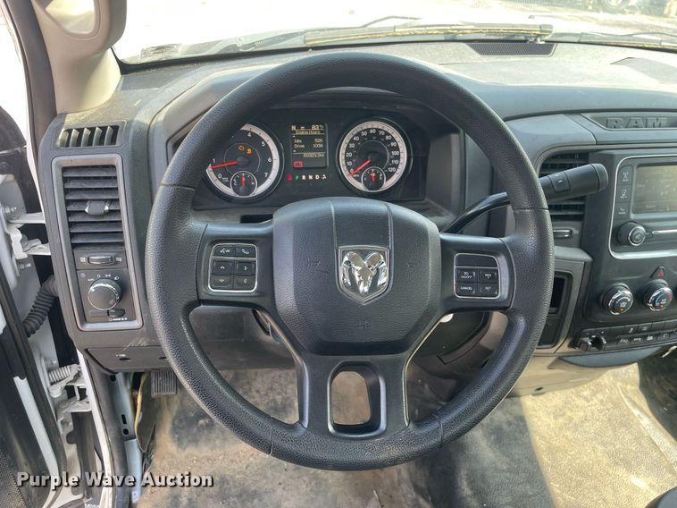 image for item LJ9601 2018 Dodge Ram 5500HD  truck cab and chassis