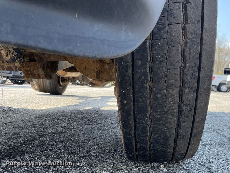 image for item LJ9601 2018 Dodge Ram 5500HD  truck cab and chassis