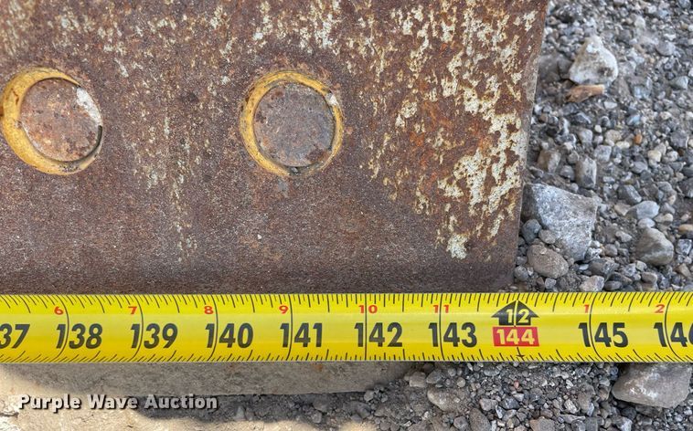 image for item LJ9724 1973 Allis Chalmers 100C  rigid frame motor grader