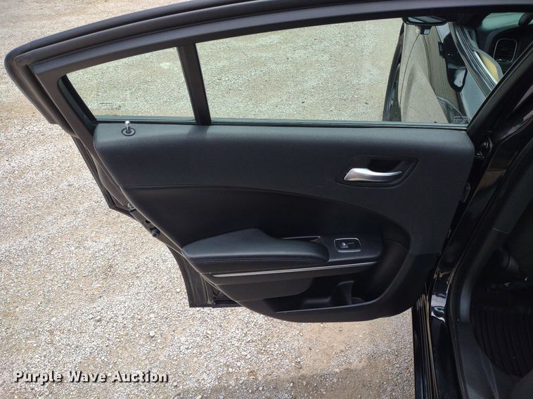 image for item LL9150 2017 Dodge Charger Police