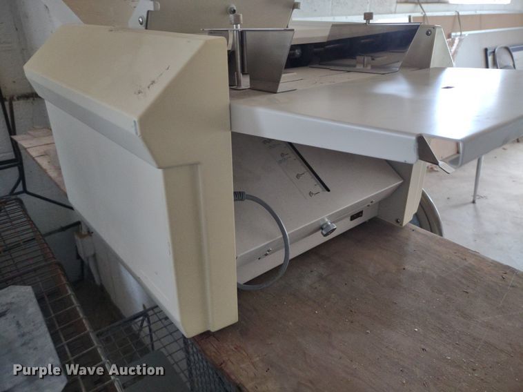 image for item LL9155 Formax FD380  document folder