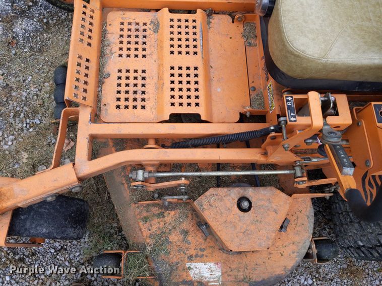 image for item LL9221 Scag Turf Tiger  ZTR lawn mower