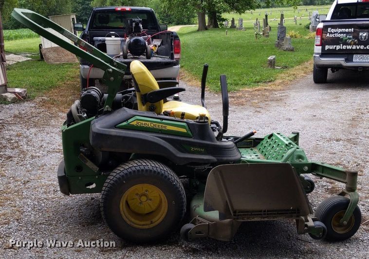 image for item LL9222 2017 John Deere Z955M EFI  ZTR lawn mower