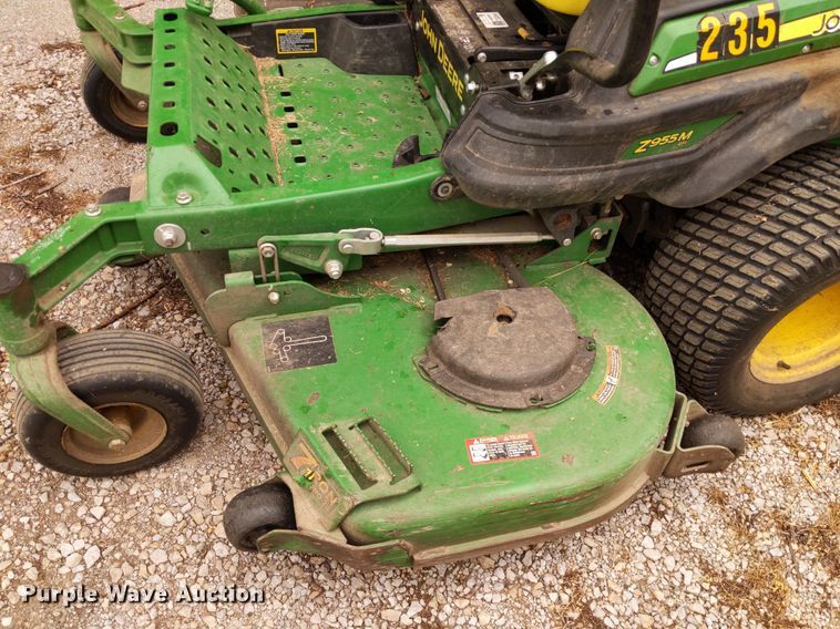 image for item LL9222 2017 John Deere Z955M EFI  ZTR lawn mower