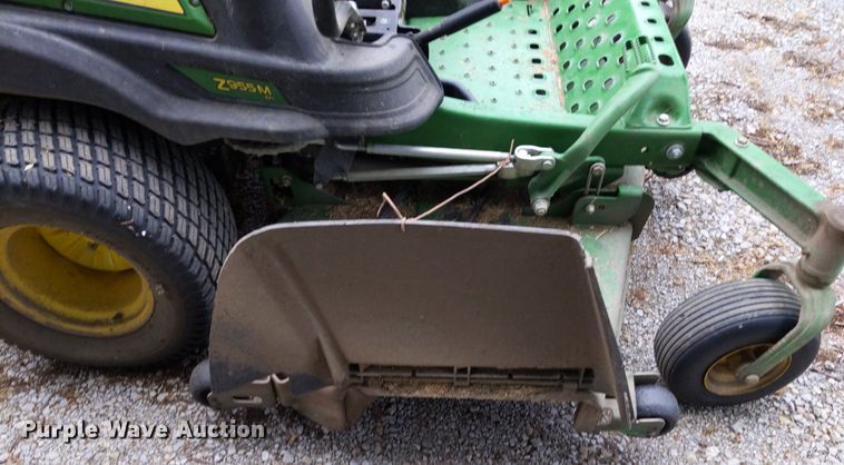 image for item LL9222 2017 John Deere Z955M EFI  ZTR lawn mower