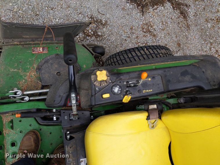 image for item LL9222 2017 John Deere Z955M EFI  ZTR lawn mower