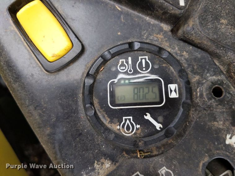 image for item LL9222 2017 John Deere Z955M EFI  ZTR lawn mower