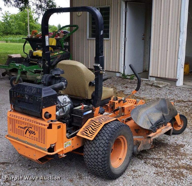 image for item LL9223 Scag Turf Tiger  ZTR lawn mower
