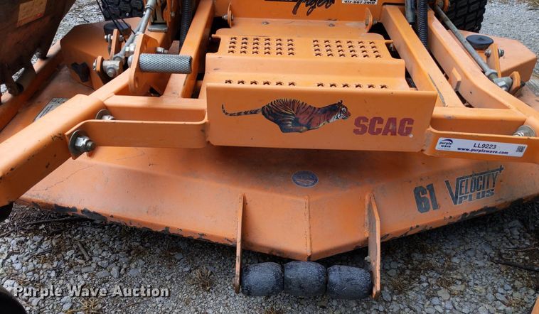image for item LL9223 Scag Turf Tiger  ZTR lawn mower