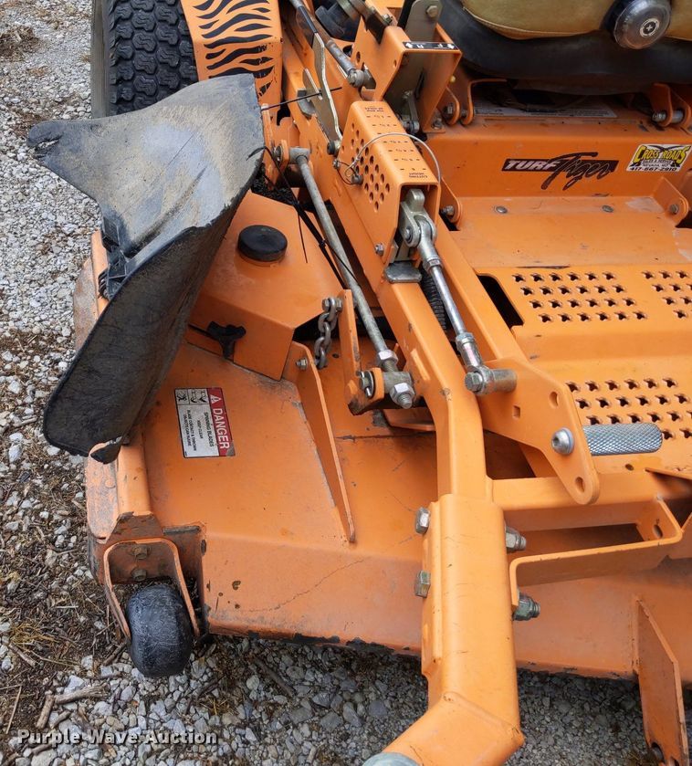 image for item LL9223 Scag Turf Tiger  ZTR lawn mower