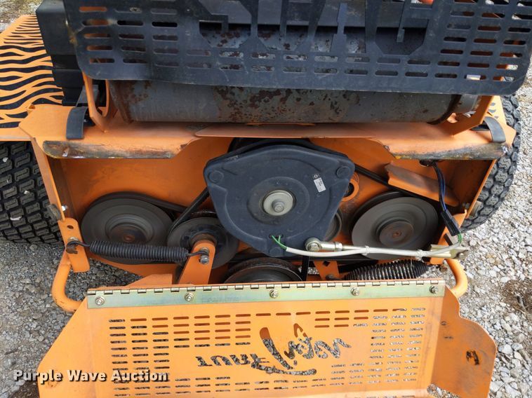 image for item LL9223 Scag Turf Tiger  ZTR lawn mower