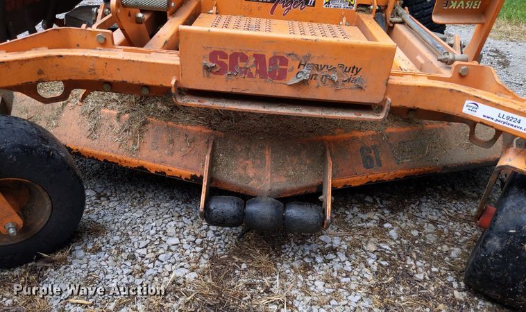 image for item LL9224 Scag Turf Tiger II  ZTR lawn mower