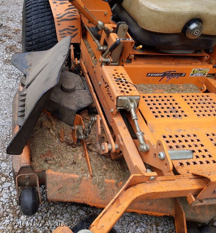 image for item LL9224 Scag Turf Tiger II  ZTR lawn mower