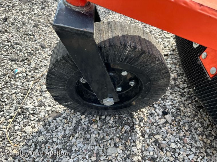 image for item LN9227 Land Pride RCRT 260  rotary mower