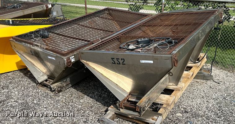 image for item LN9228 (2) Monroe salt spreaders