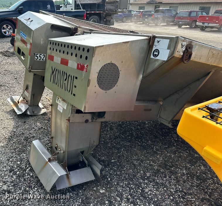 image for item LN9228 (2) Monroe salt spreaders