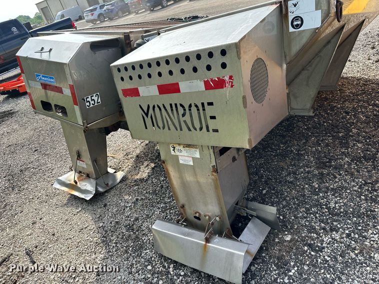 image for item LN9228 (2) Monroe salt spreaders