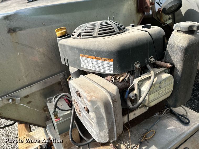 image for item LN9228 (2) Monroe salt spreaders