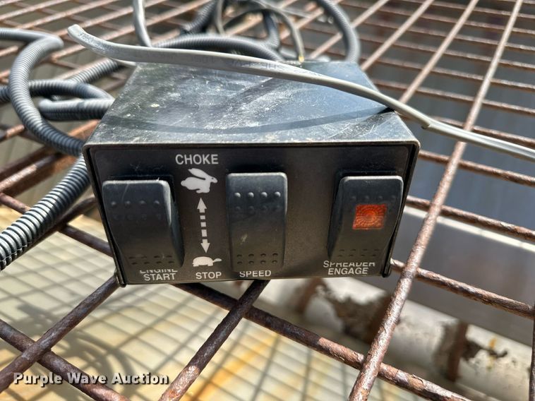 image for item LN9229 (2) salt spreaders