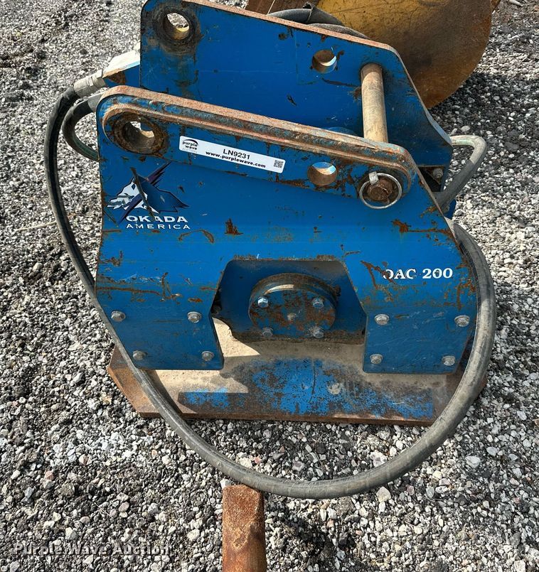 image for item LN9231 Okada OAC200  backhoe plate compactor