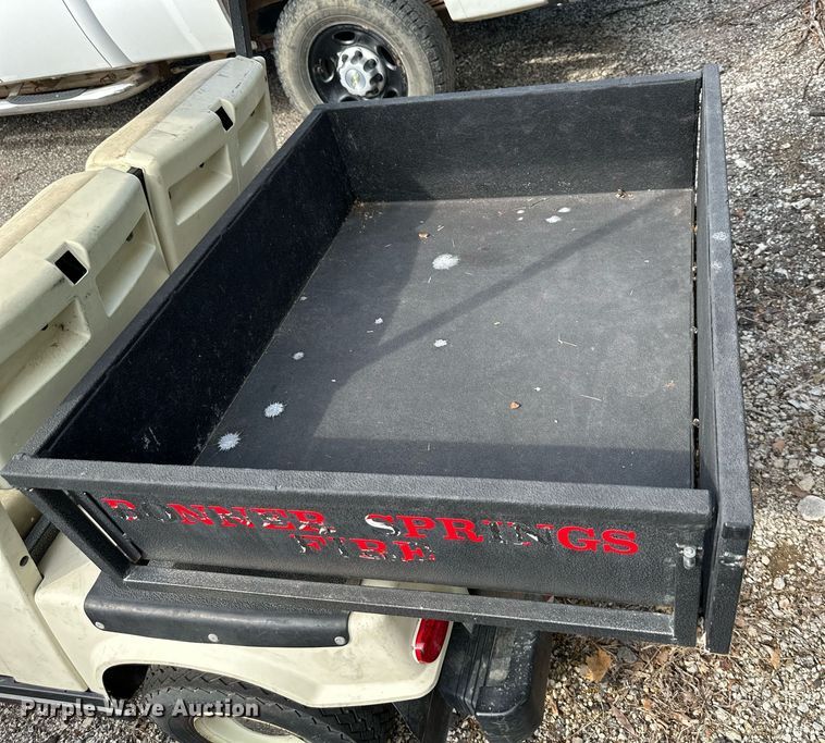 image for item LN9235 Yamaha  golf cart