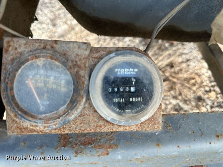 image for item LN9238 Lincoln SA-200  welder