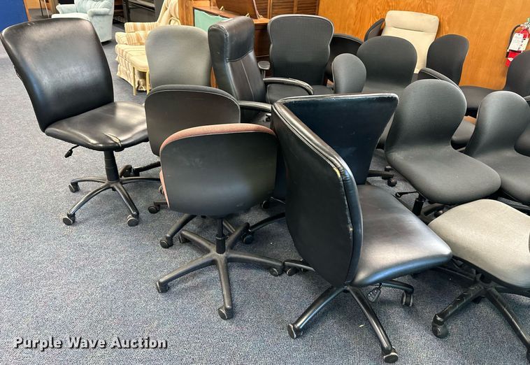 image for item LP9937 Approximately 30 chairs