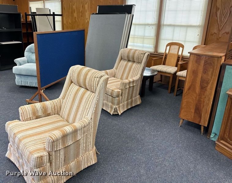 image for item LP9941 Furniture