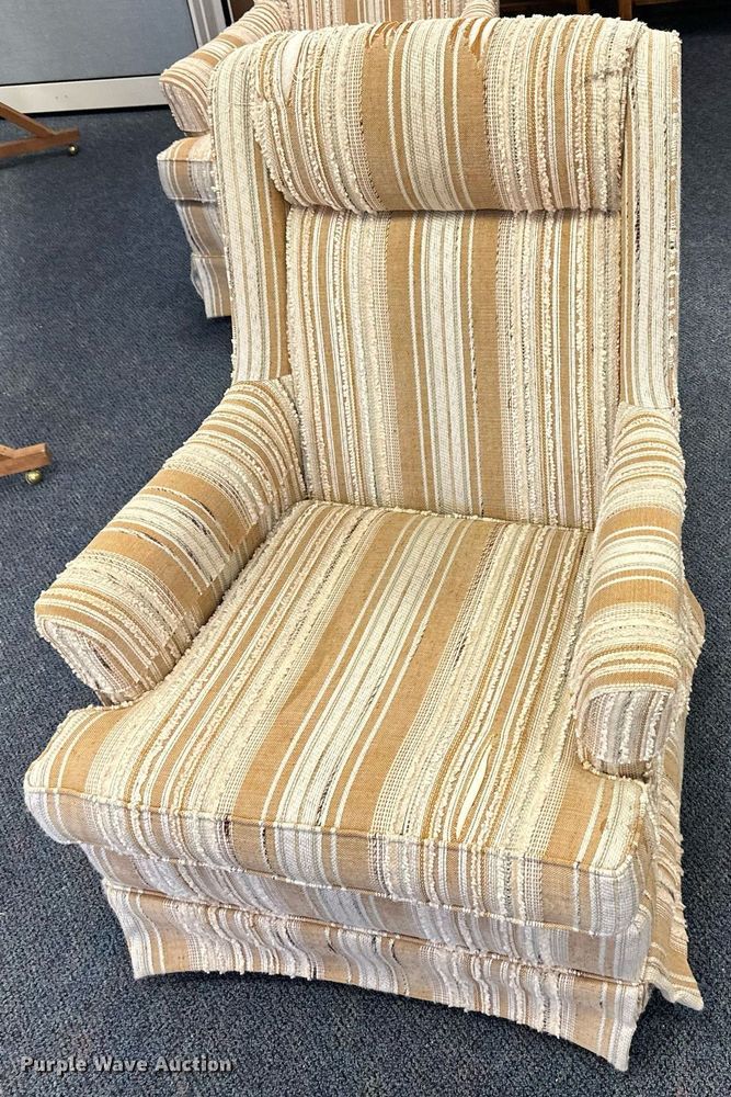 image for item LP9941 Furniture