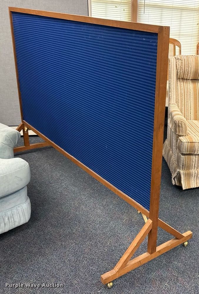 image for item LP9941 Furniture