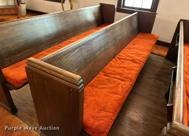 image for item LP9943 (10) pews
