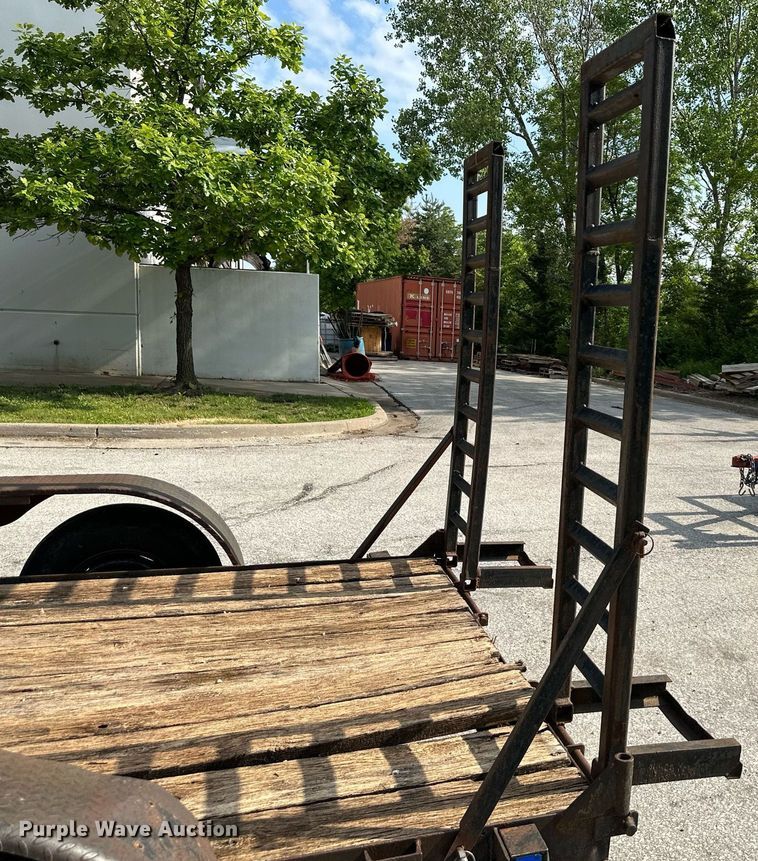 image for item LP9946 1986 JFW  utility trailer