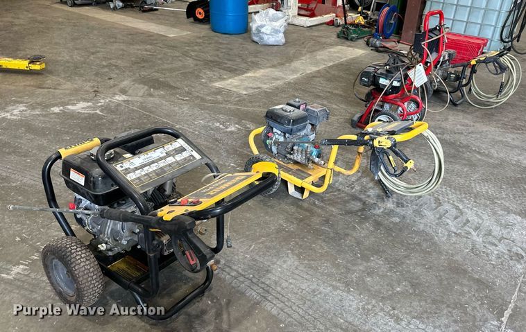 image for item LP9948 (4) pressure washers