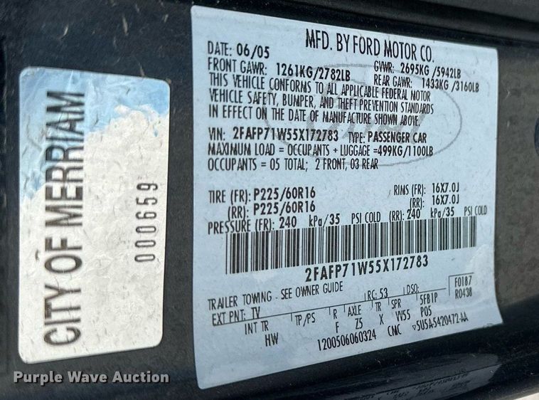 image for item LP9949 2005 Ford Crown Victoria Police Interceptor