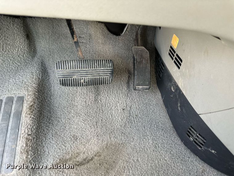 image for item LP9950 2008 Nissan Quest  van