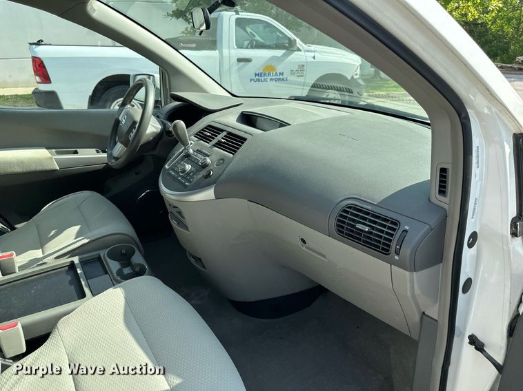 image for item LP9950 2008 Nissan Quest  van