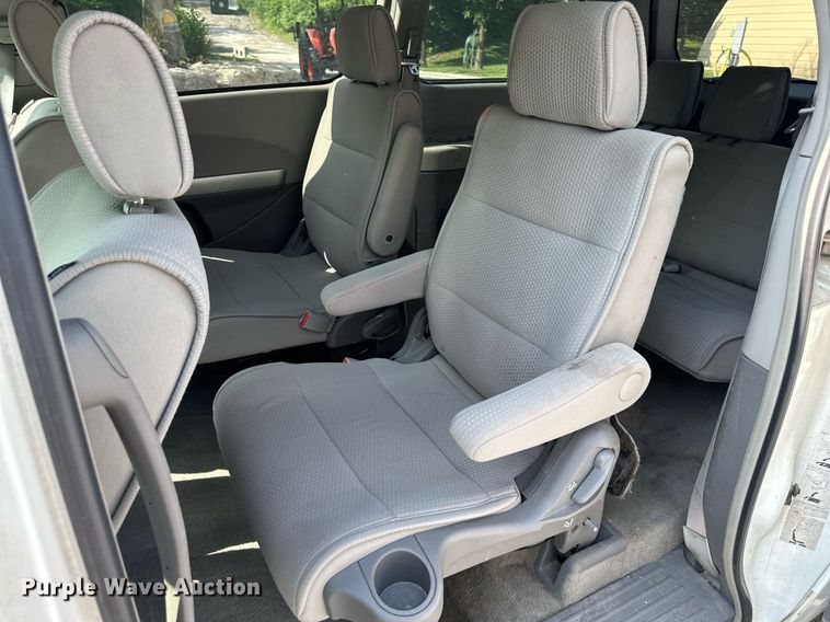 image for item LP9950 2008 Nissan Quest  van