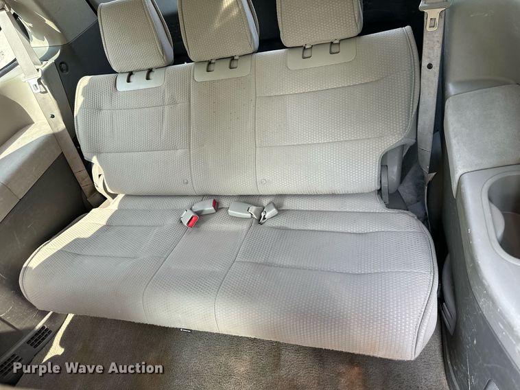 image for item LP9950 2008 Nissan Quest  van